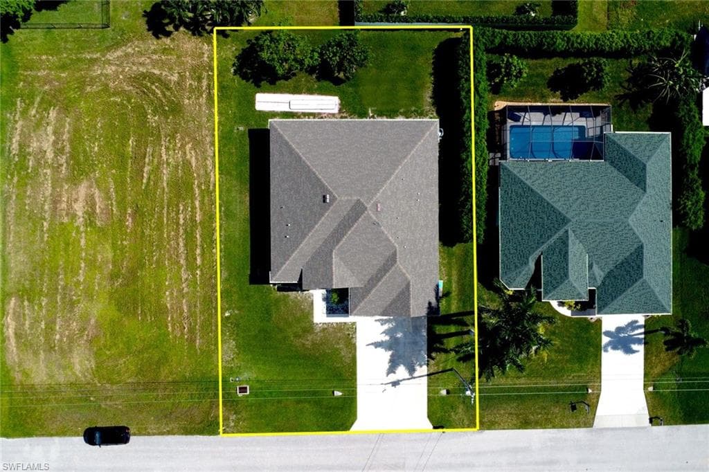 2118 25th Ter, Cape Coral, FL 33914-31