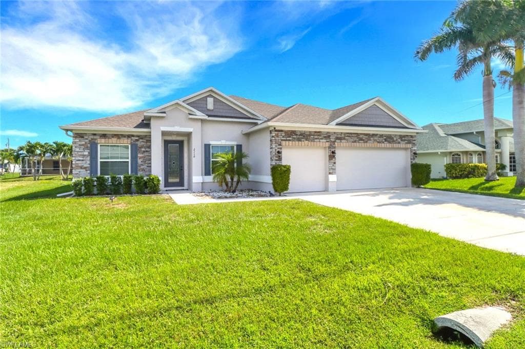 2118 25th Ter, Cape Coral, FL 33914-3