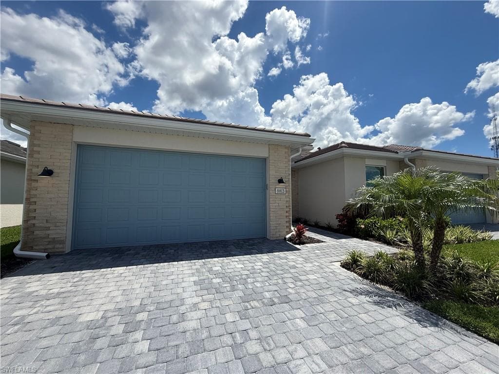 8813 Oceana Way, Naples, FL 34114-14
