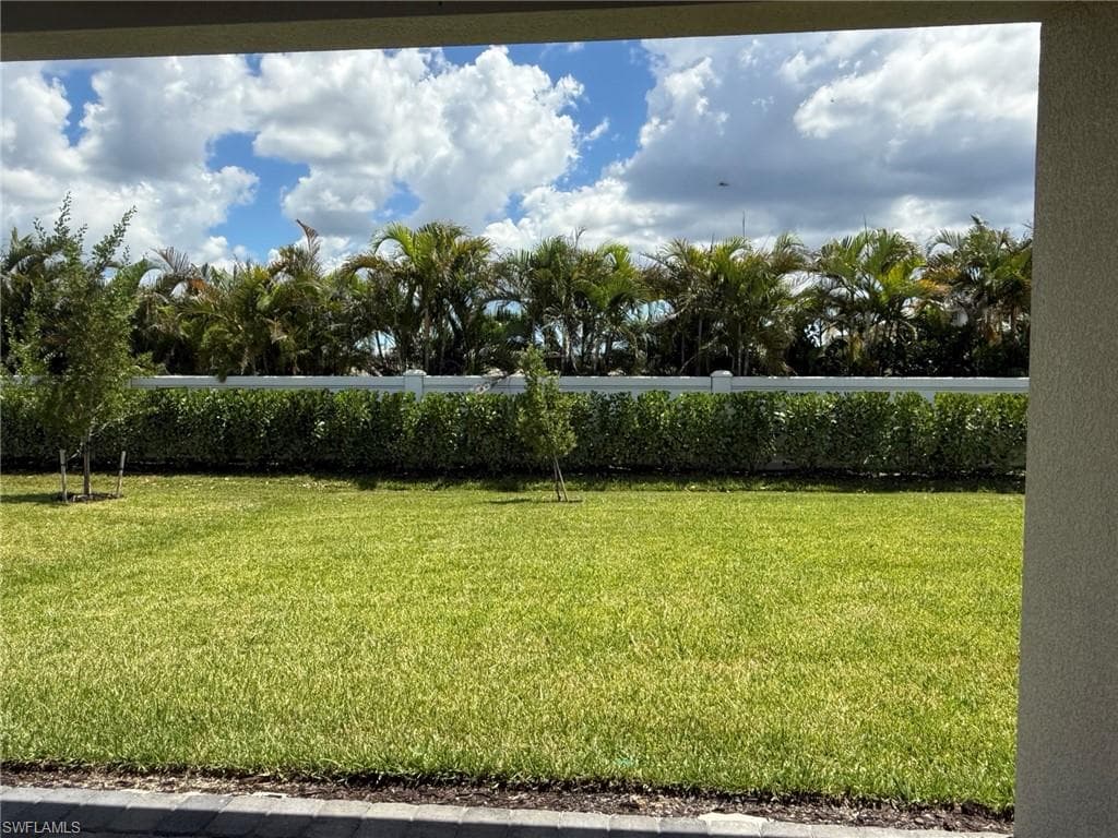 8813 Oceana Way, Naples, FL 34114-18