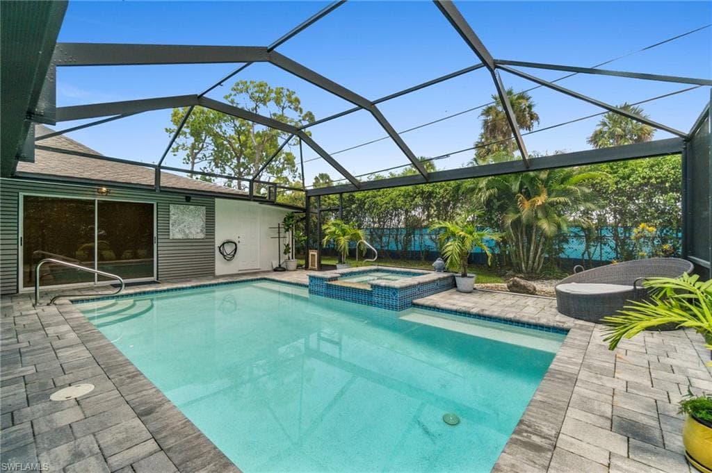 4201 29th Pl SW, Naples, FL 34116-24