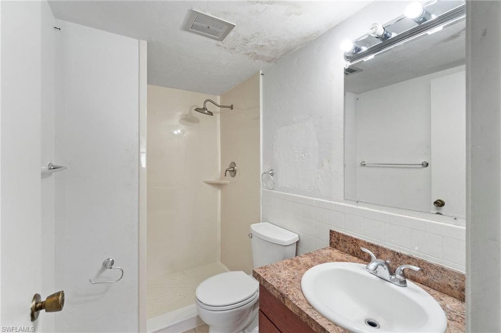 2828 Jackson St M5, Fort Myers, FL 33901-10