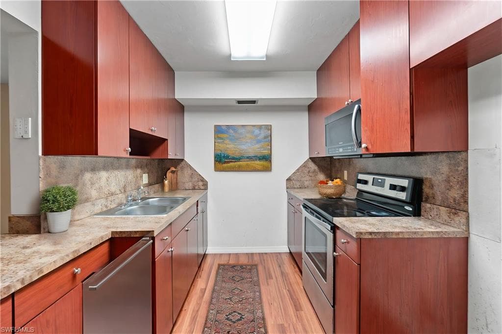 2828 Jackson St M5, Fort Myers, FL 33901-7