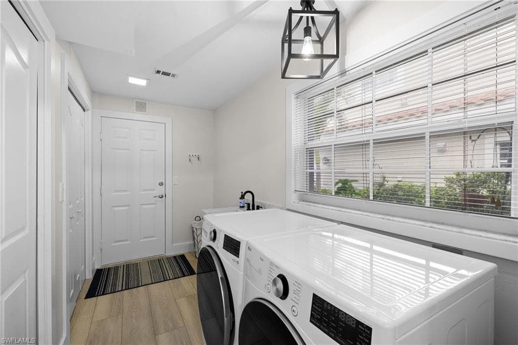 3580 Windjammer Cir 1601, Naples, FL 34112-26