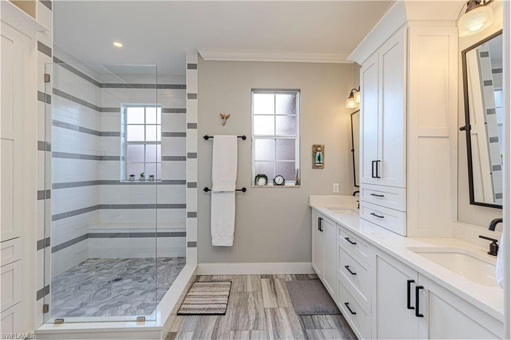 778 Regency Reserve Cir 1603, Naples, FL 34119-14