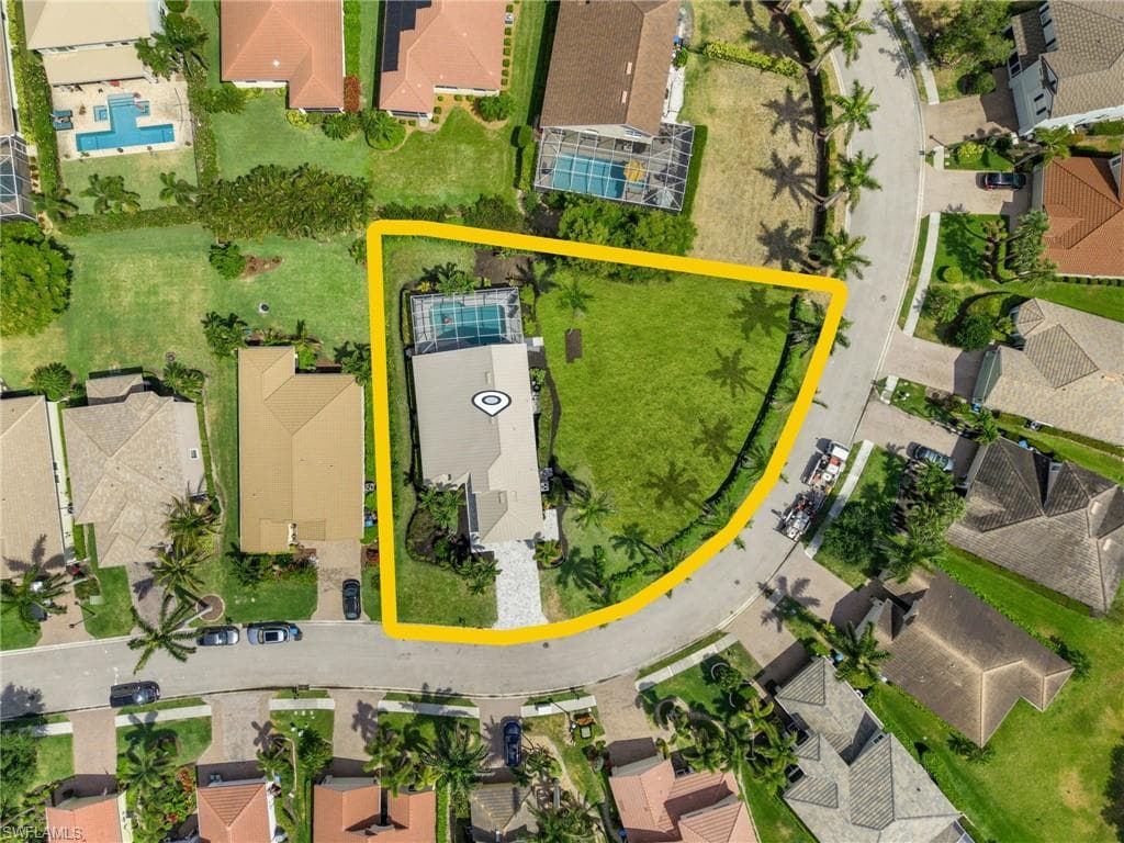 2513 Blackburn Cir, Cape Coral, FL 33991-48