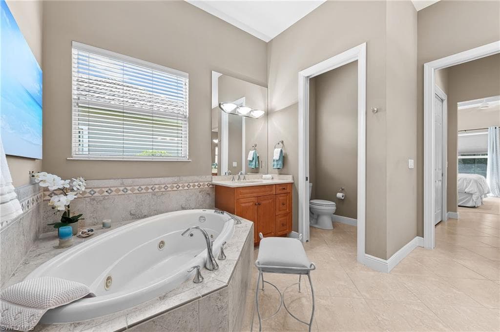 10205 Avonleigh Dr, Bonita Springs, FL 34135-20