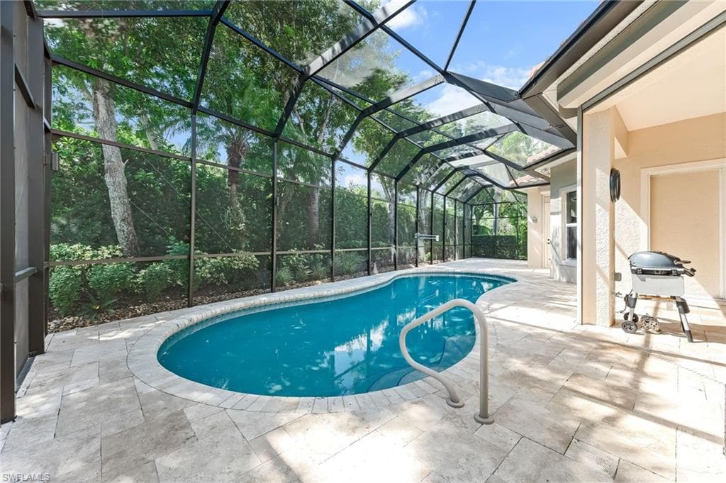 10205 Avonleigh Dr, Bonita Springs, FL 34135-29