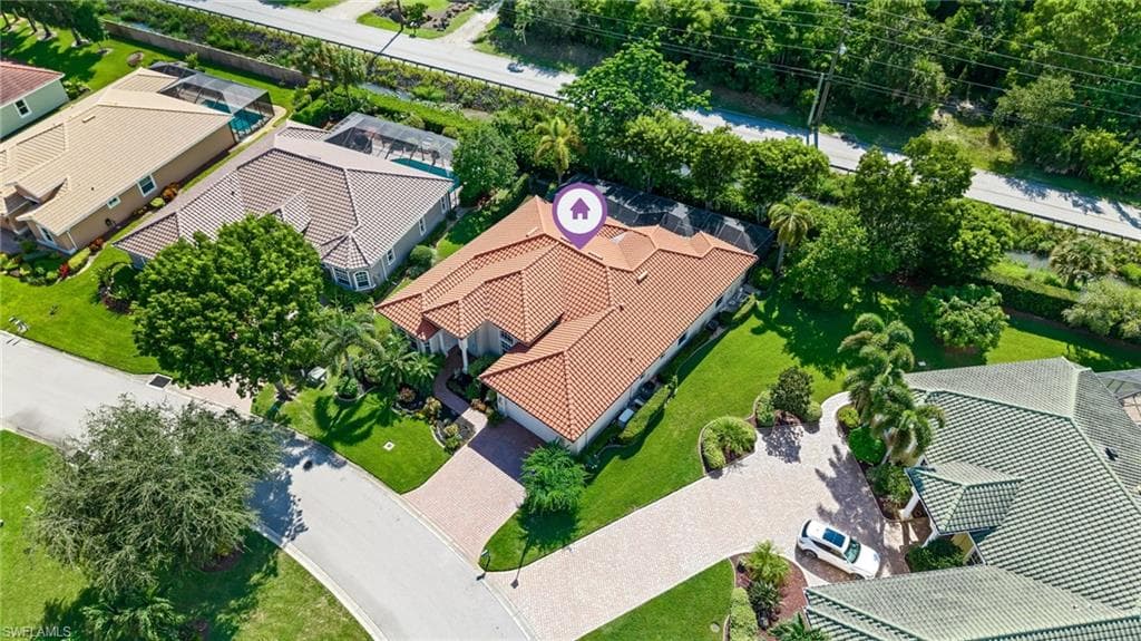 10205 Avonleigh Dr, Bonita Springs, FL 34135-34