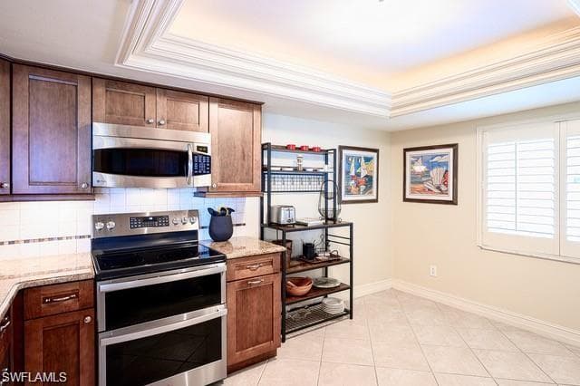 601 Beachwalk Cir L104, Naples, FL 34108-11