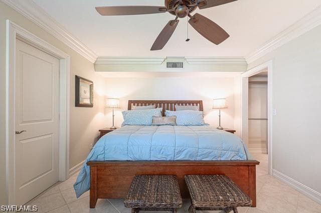 601 Beachwalk Cir L104, Naples, FL 34108-13