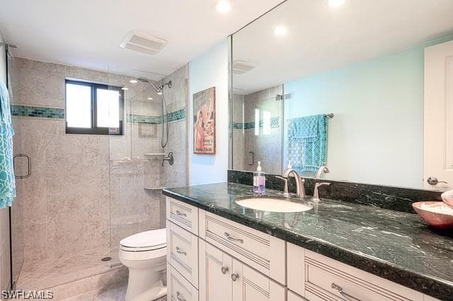 601 Beachwalk Cir L104, Naples, FL 34108-17