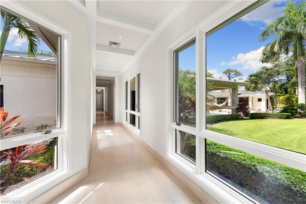 233 Ridge Dr, Naples, FL 34108-22