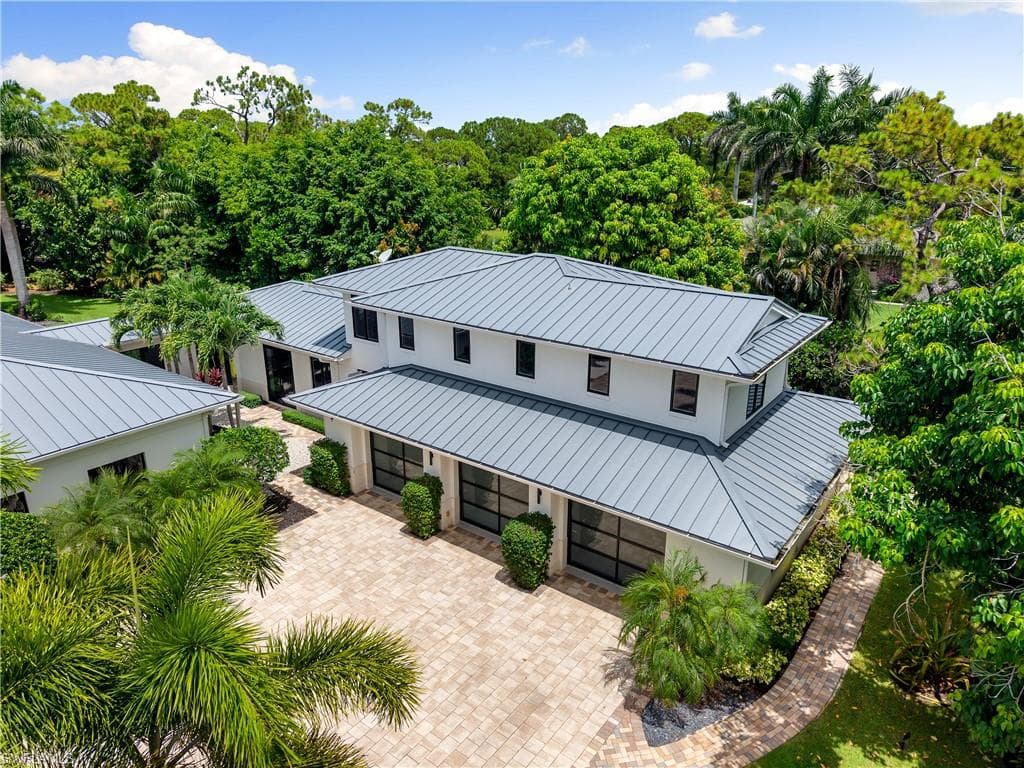233 Ridge Dr, Naples, FL 34108-37