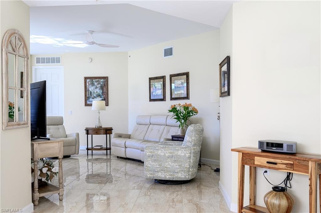 3053 Driftwood Way 3901, Naples, FL 34109-10