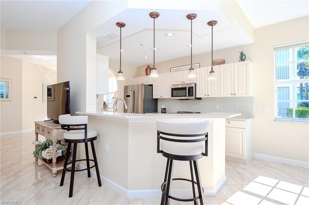 3053 Driftwood Way 3901, Naples, FL 34109-11