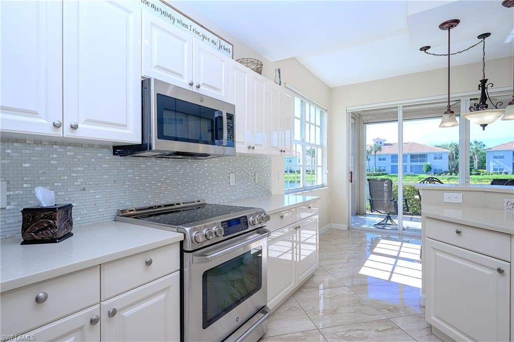3053 Driftwood Way 3901, Naples, FL 34109-13