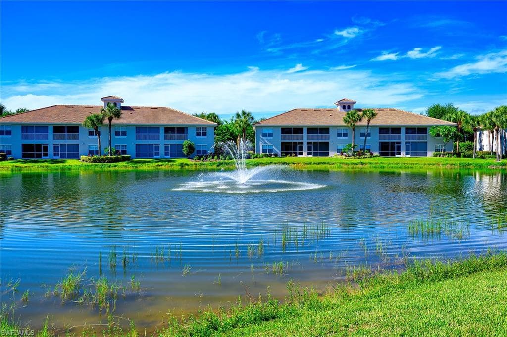 3053 Driftwood Way 3901, Naples, FL 34109-16