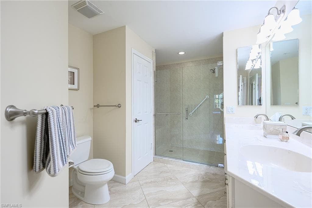 3053 Driftwood Way 3901, Naples, FL 34109-23