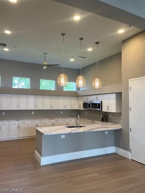 3053 Driftwood Way 3901, Naples, FL 34109-40