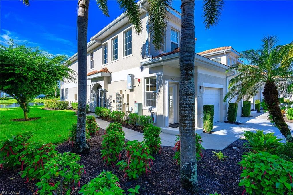 3053 Driftwood Way 3901, Naples, FL 34109-4