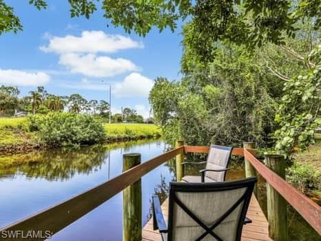 124 Sharwood Dr, Naples, FL 34110-10