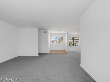 124 Sharwood Dr, Naples, FL 34110-39
