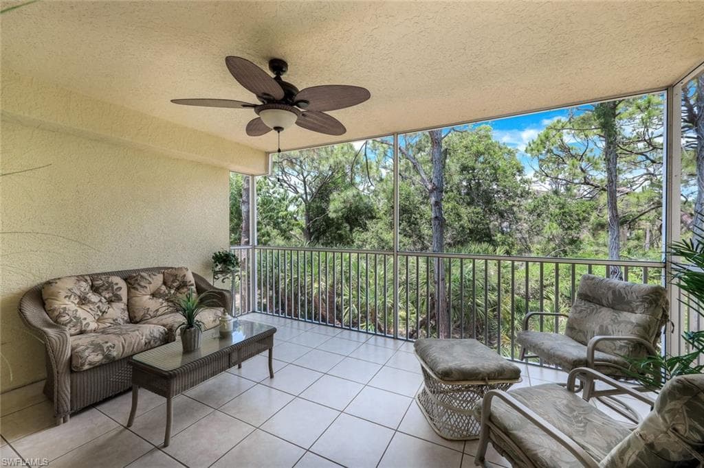 15505 Cedarwood Ln 204, Naples, FL 34110-23