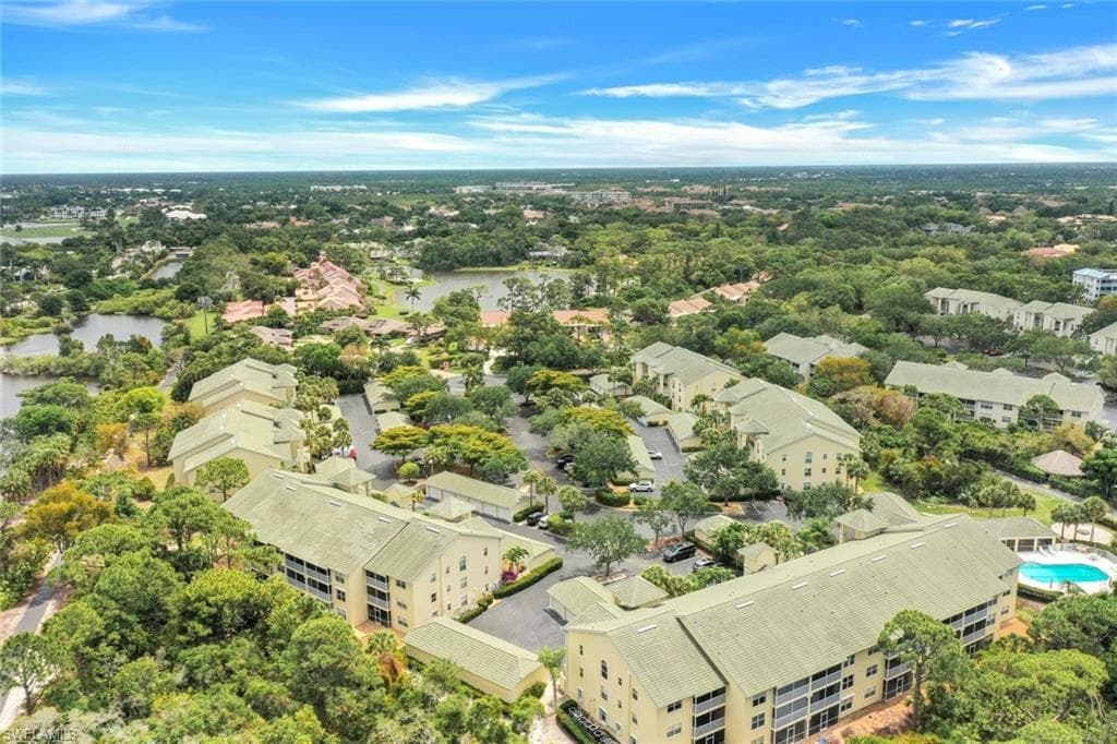 15505 Cedarwood Ln 204, Naples, FL 34110-31