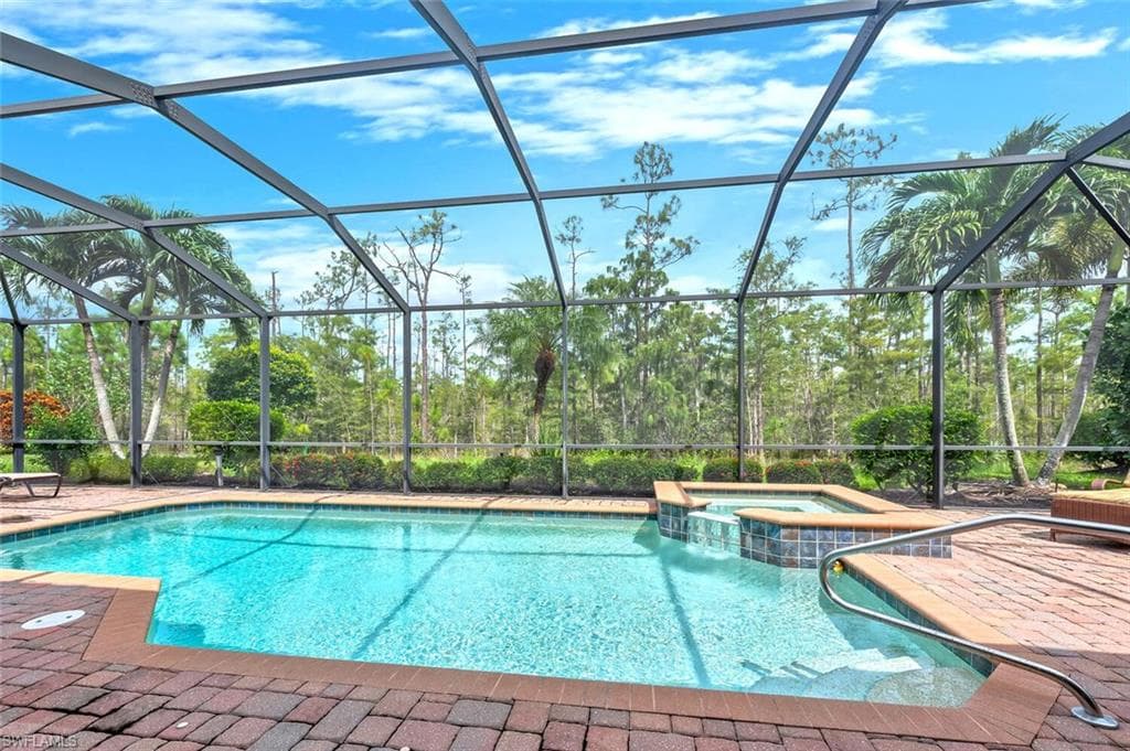 21093 Torre Del Lago St, Estero, FL 33928-1