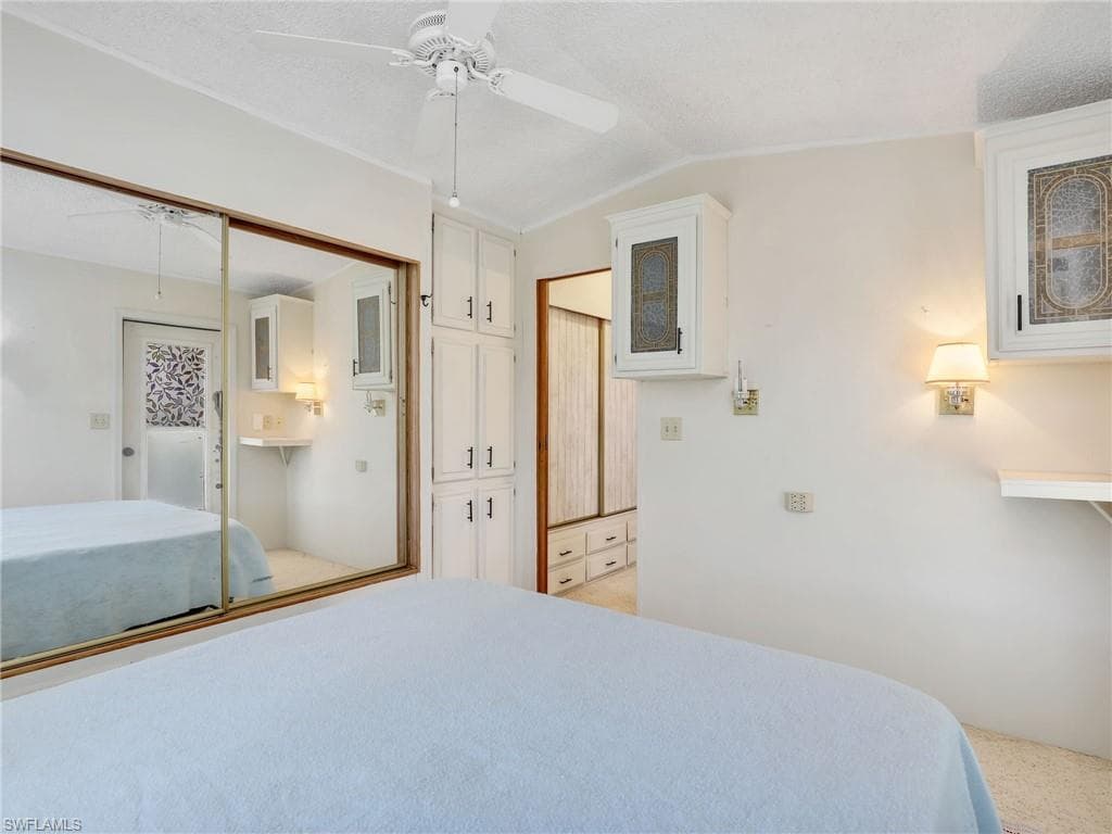 160 Cheetah Dr 160, Naples, FL 34114-13