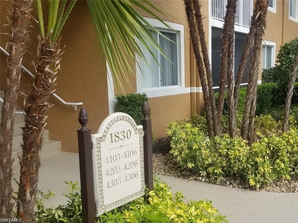 1830 Florida Club Cir 4105, Naples, FL 34112-2