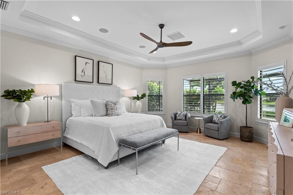 9468 Livorno Ct, Naples, FL 34119-21