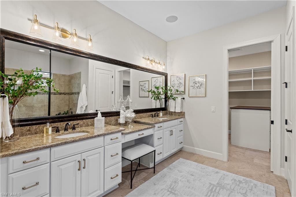 9468 Livorno Ct, Naples, FL 34119-23