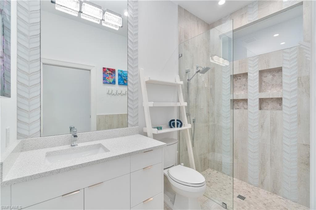 4254 Springs Ln, Bonita Springs, FL 34134-25