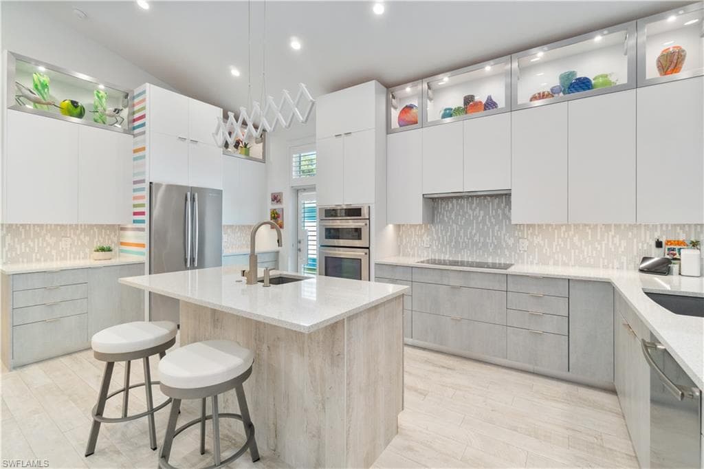 4254 Springs Ln, Bonita Springs, FL 34134-8