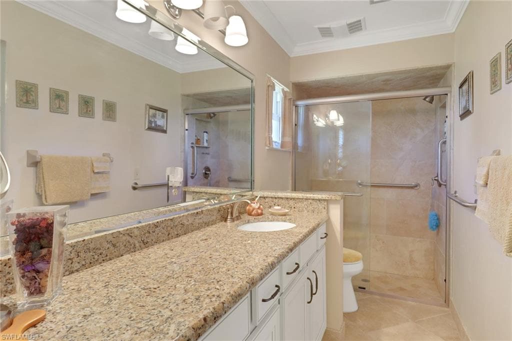 92 Chardon Pl, Naples, FL 34110-16
