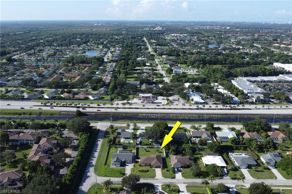 92 Chardon Pl, Naples, FL 34110-28