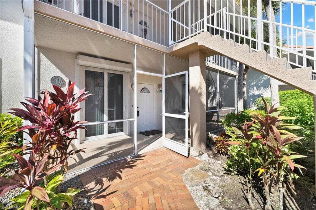 2325 Hidden Lake Dr 3809, Naples, FL 34112-28