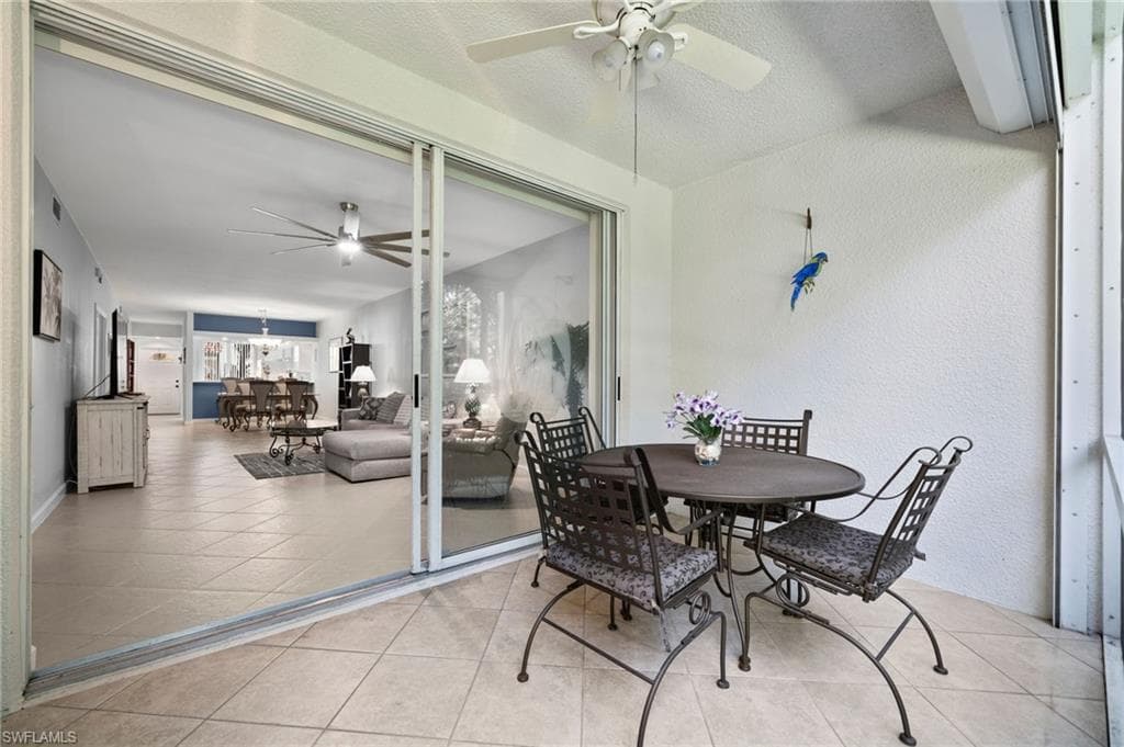 2325 Hidden Lake Dr 3809, Naples, FL 34112-29