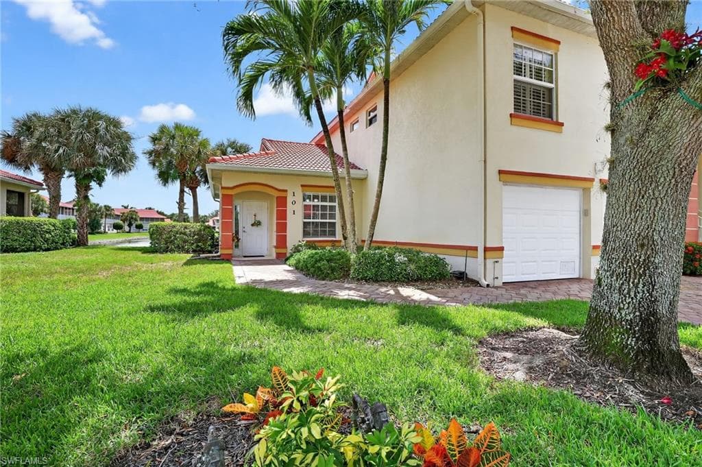 25080 Peacock Ln 101, Naples, FL 34114-23