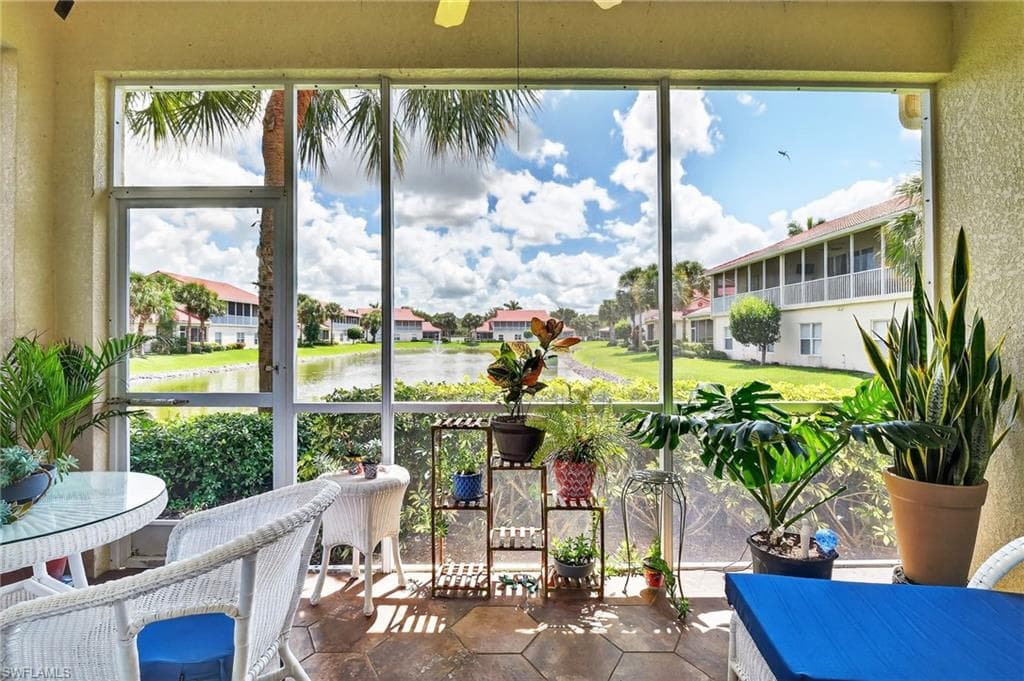 25080 Peacock Ln 101, Naples, FL 34114-2
