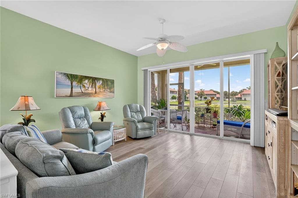 25080 Peacock Ln 101, Naples, FL 34114-4