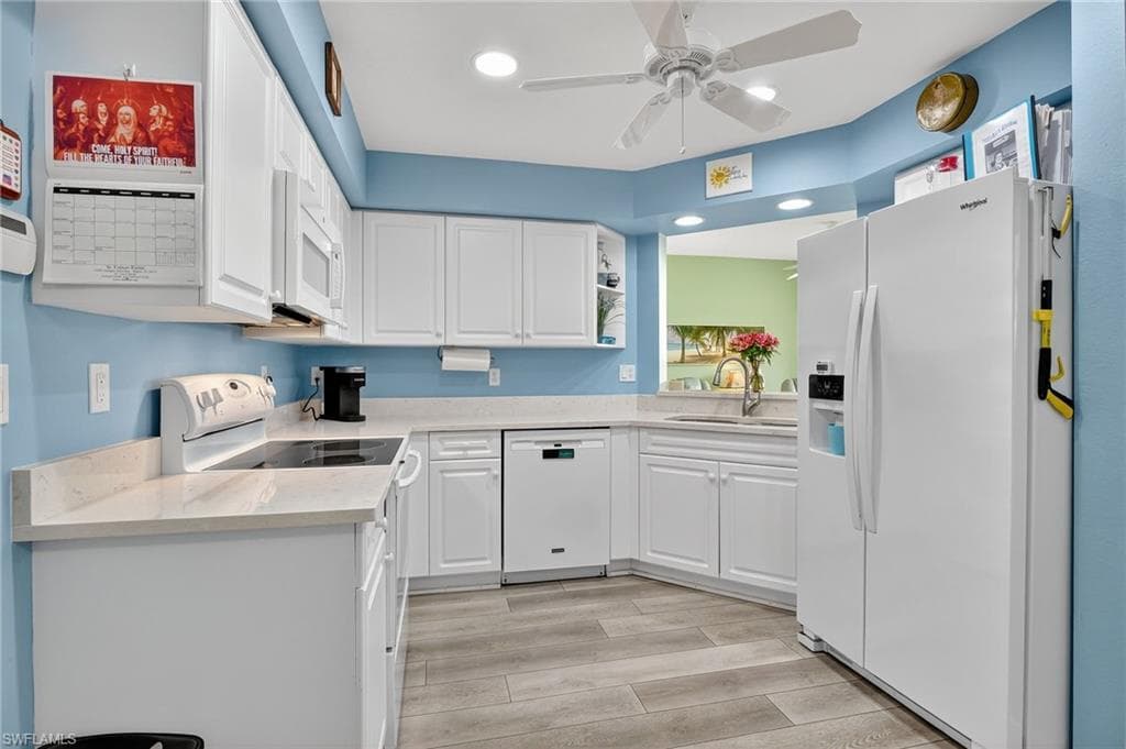 25080 Peacock Ln 101, Naples, FL 34114-8
