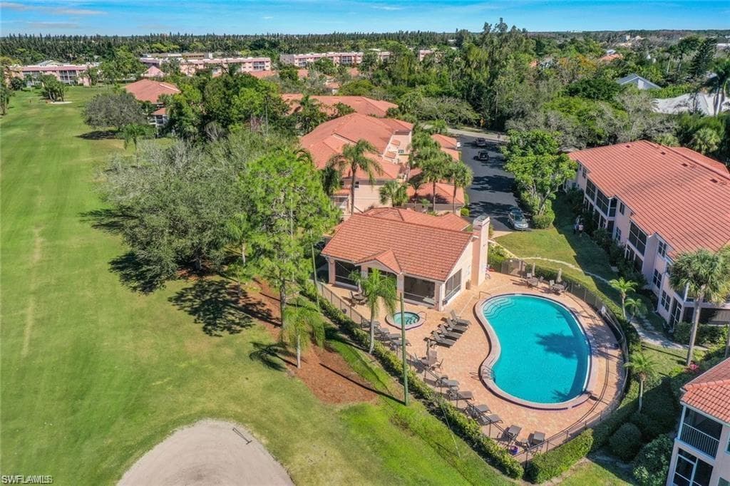 368 Woodshire Ln B10, Naples, FL 34105-25