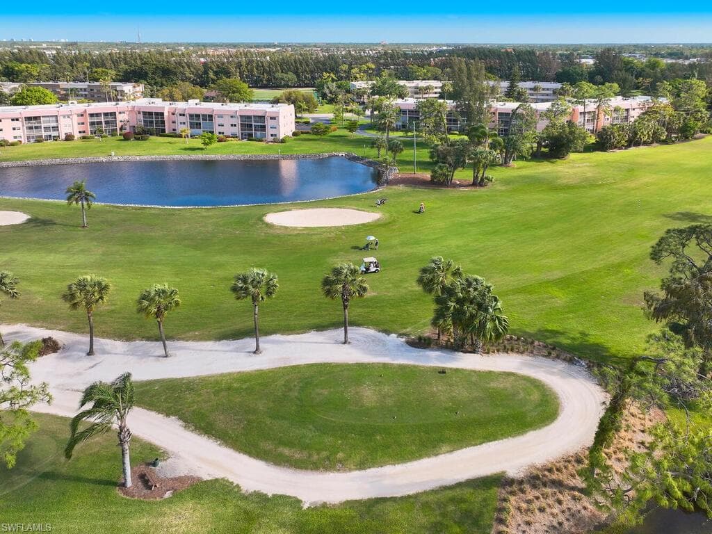 368 Woodshire Ln B10, Naples, FL 34105-28