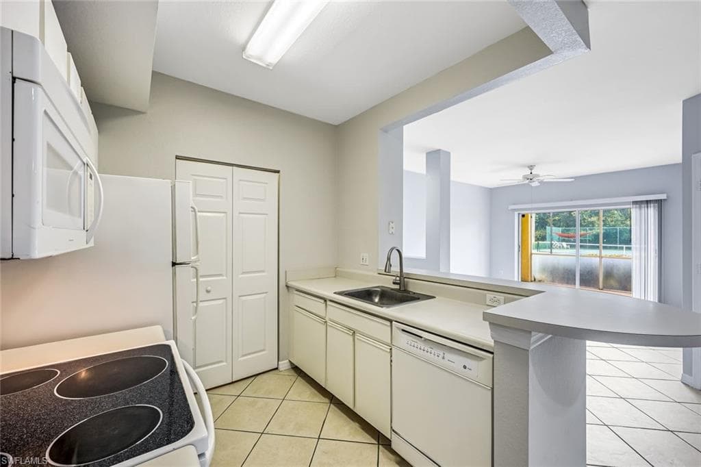 6300 Aragon Way 105, Fort Myers, FL 33966-10