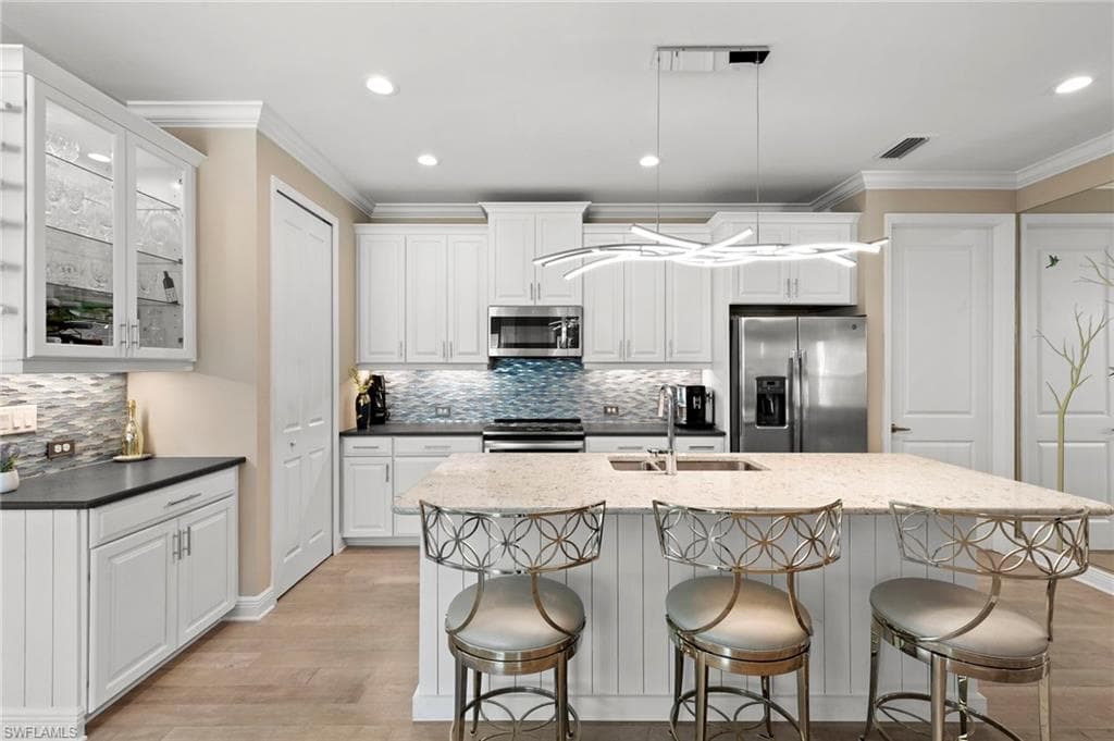 2259 Marquesa Cir, Naples, FL 34112-13
