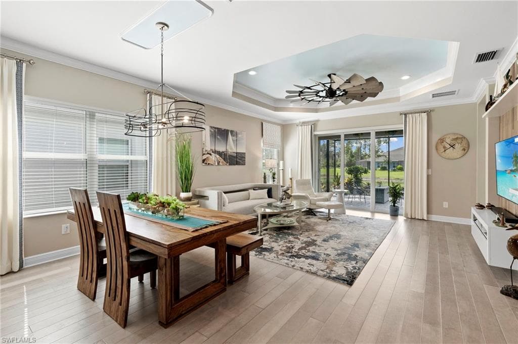 2259 Marquesa Cir, Naples, FL 34112-14