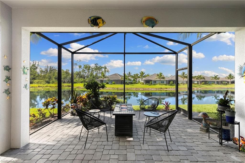 2259 Marquesa Cir, Naples, FL 34112-35